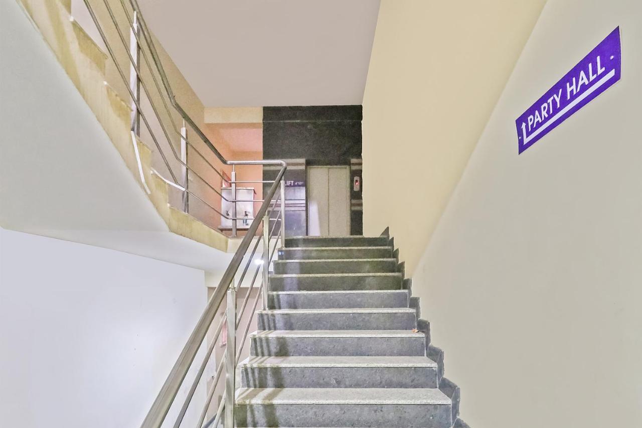 Oyo J P Palace Ξενοδοχείο Dod Ballāpur Εξωτερικό φωτογραφία